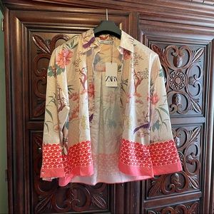 Beautiful Zara blouse new with tags